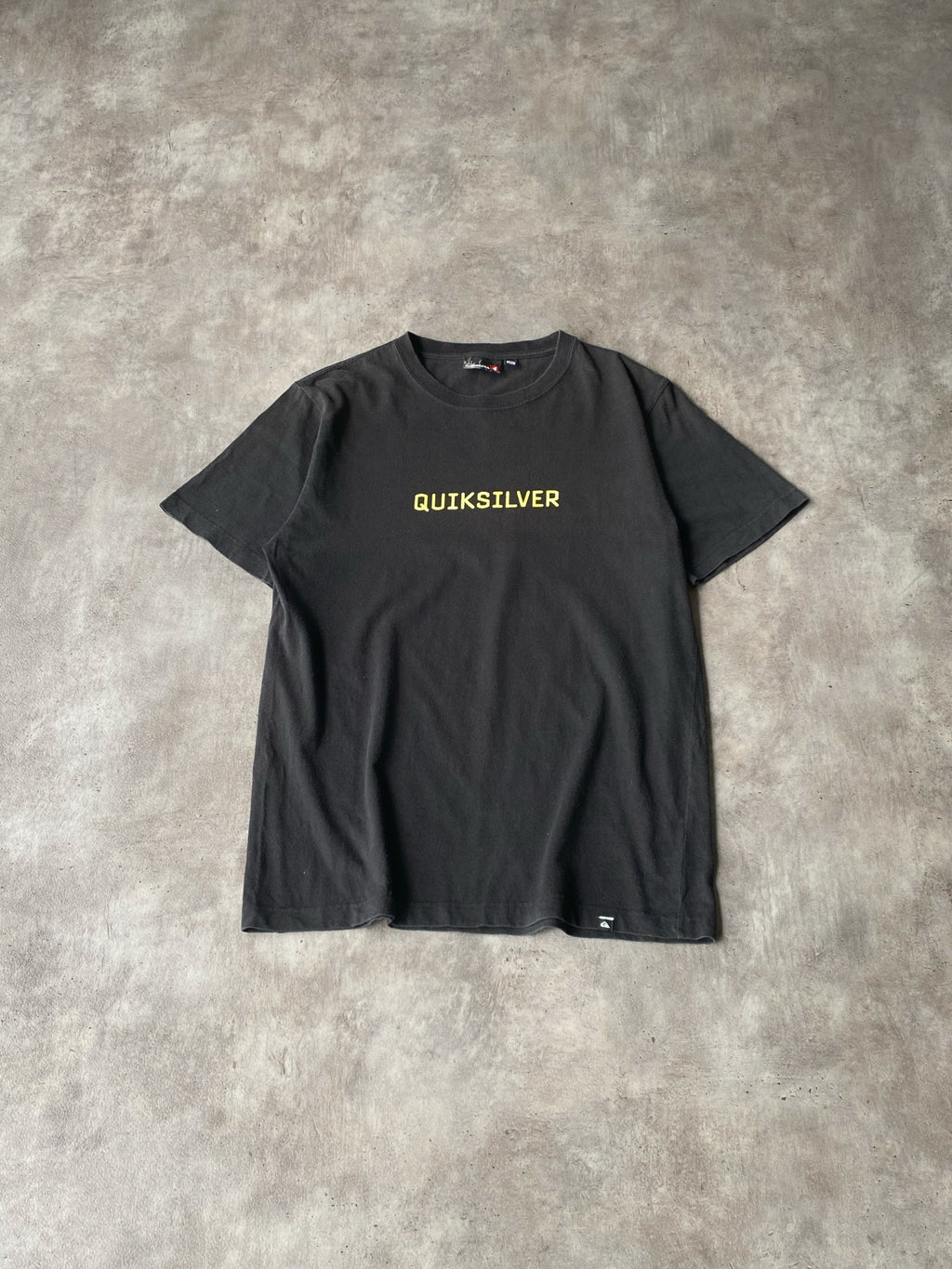 Y2K Quiksilver Spellout Surf Tee - M
